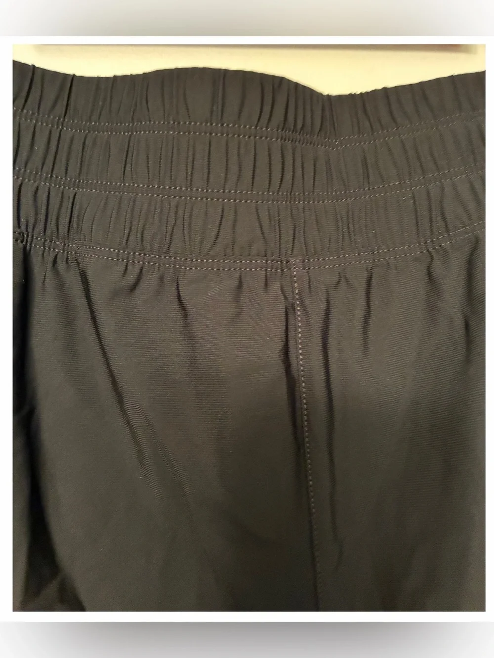OLD NAVY SleekTech Go-Dry Black Performance Athletic Shorts Sz XL Zip Pocket - Picture 14 of 16